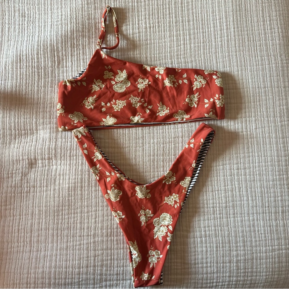 ROVE SWIMWEAR SET